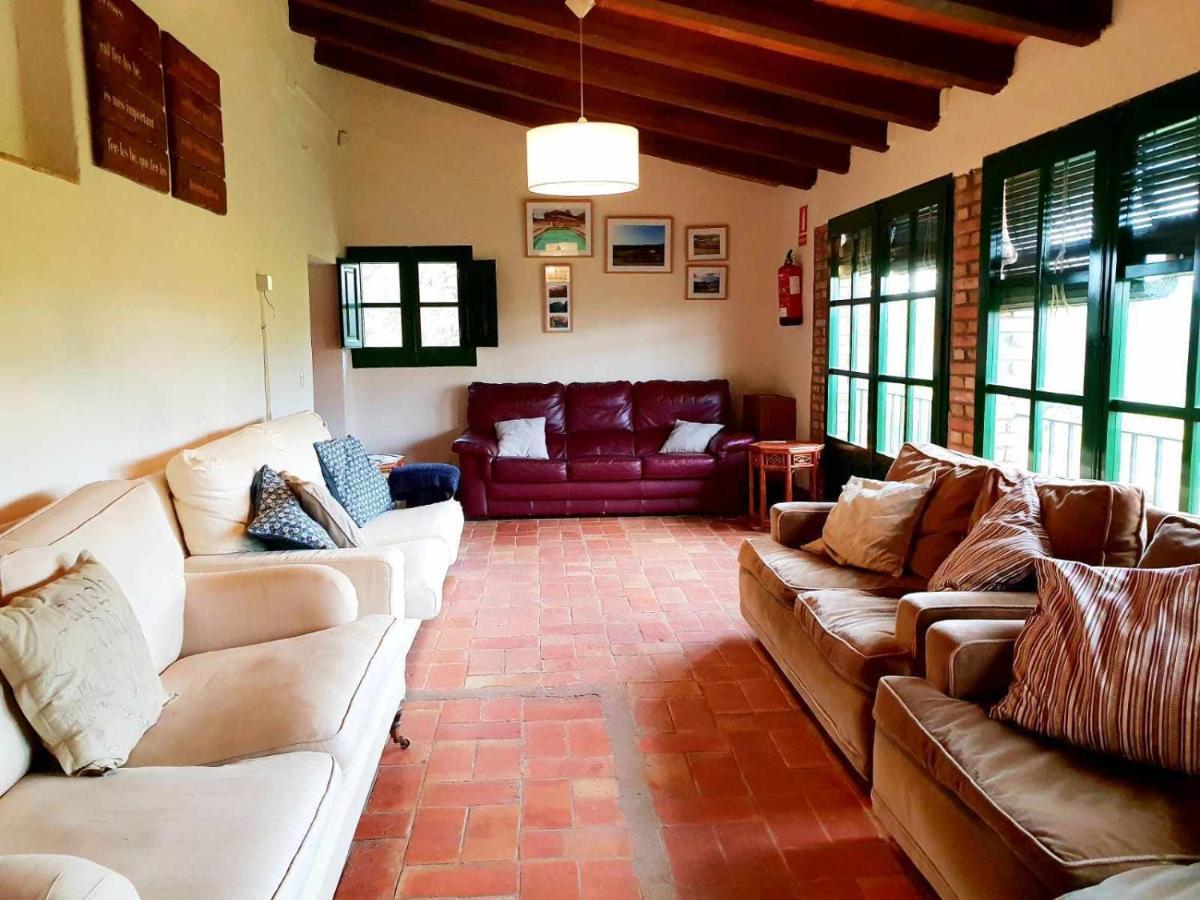 Masia Para Grupos Con Piscina Privada28 Pax Cabanelles Экстерьер фото