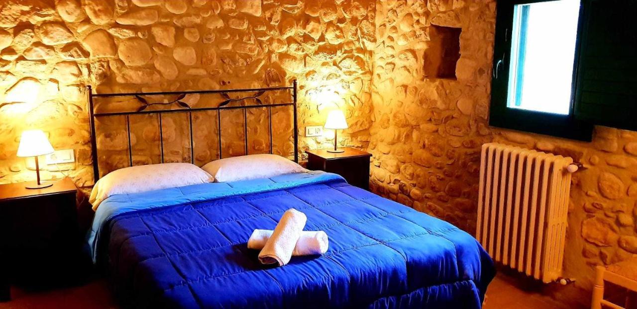Masia Para Grupos Con Piscina Privada28 Pax Cabanelles Экстерьер фото